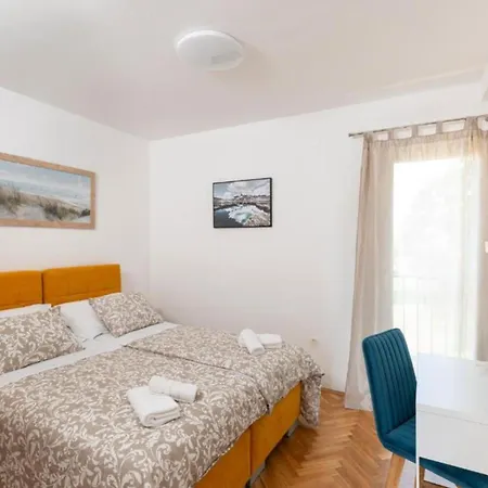 Charming Sant Elia Апартаменты